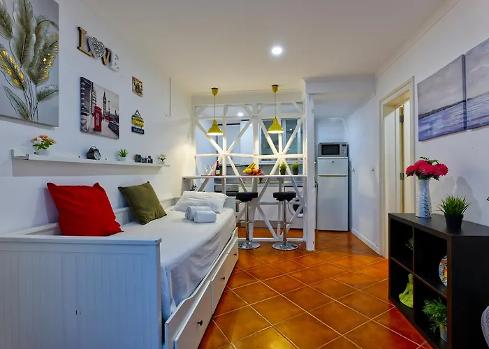 Апартаменты Stunning Cozy Flat Лиссабон