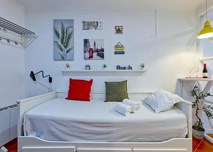 Апартаменты Stunning Cozy Flat Лиссабон